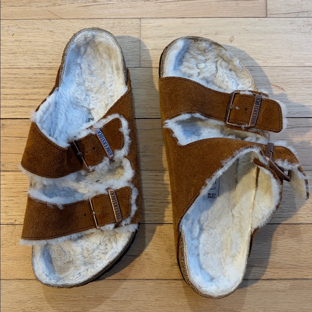Birkenstock Tan Shearling Lined Sandals size 39